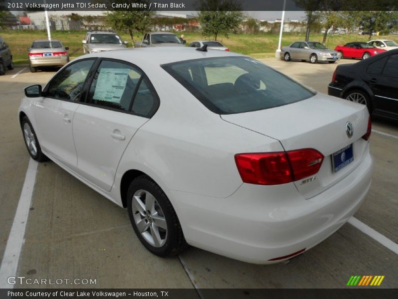 Candy White / Titan Black 2012 Volkswagen Jetta TDI Sedan