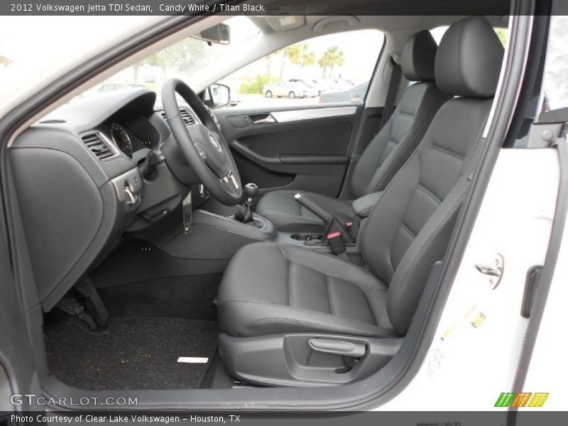 Candy White / Titan Black 2012 Volkswagen Jetta TDI Sedan