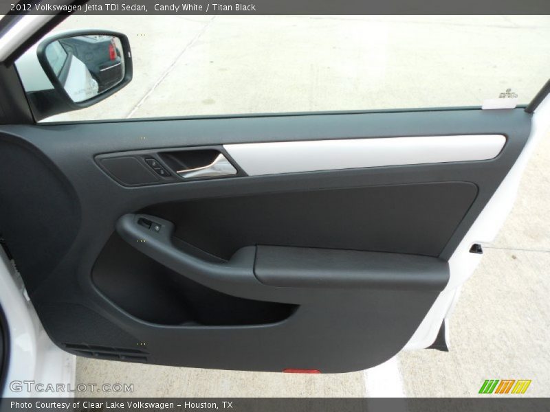 Candy White / Titan Black 2012 Volkswagen Jetta TDI Sedan
