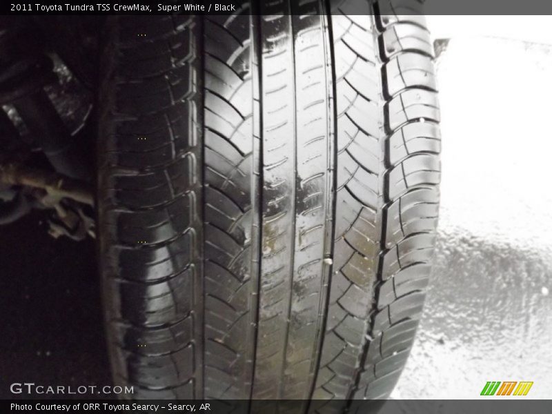 Super White / Black 2011 Toyota Tundra TSS CrewMax