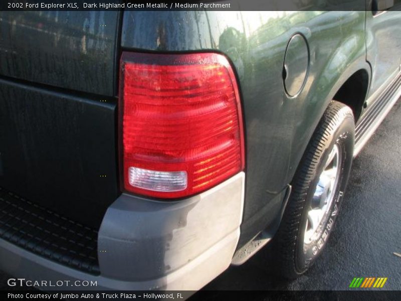 Dark Highland Green Metallic / Medium Parchment 2002 Ford Explorer XLS