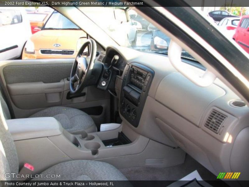 Dark Highland Green Metallic / Medium Parchment 2002 Ford Explorer XLS
