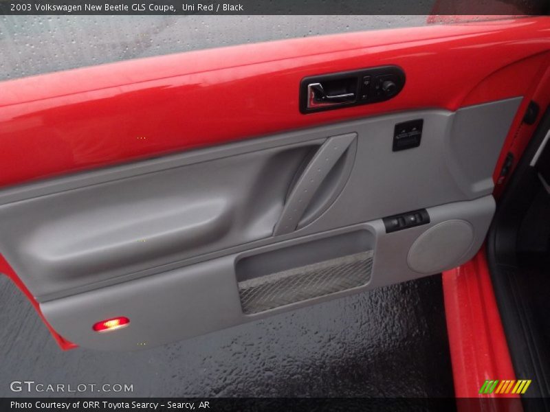 Uni Red / Black 2003 Volkswagen New Beetle GLS Coupe
