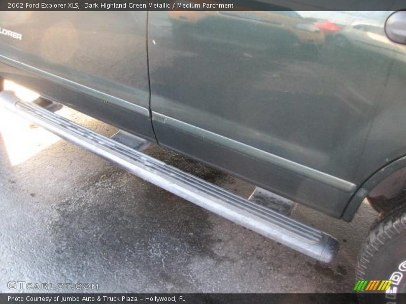 Dark Highland Green Metallic / Medium Parchment 2002 Ford Explorer XLS