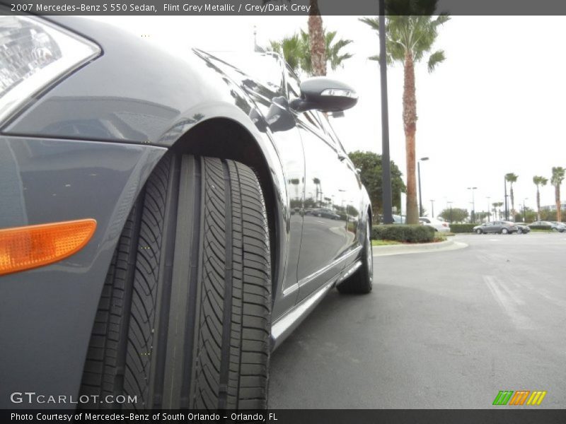Flint Grey Metallic / Grey/Dark Grey 2007 Mercedes-Benz S 550 Sedan