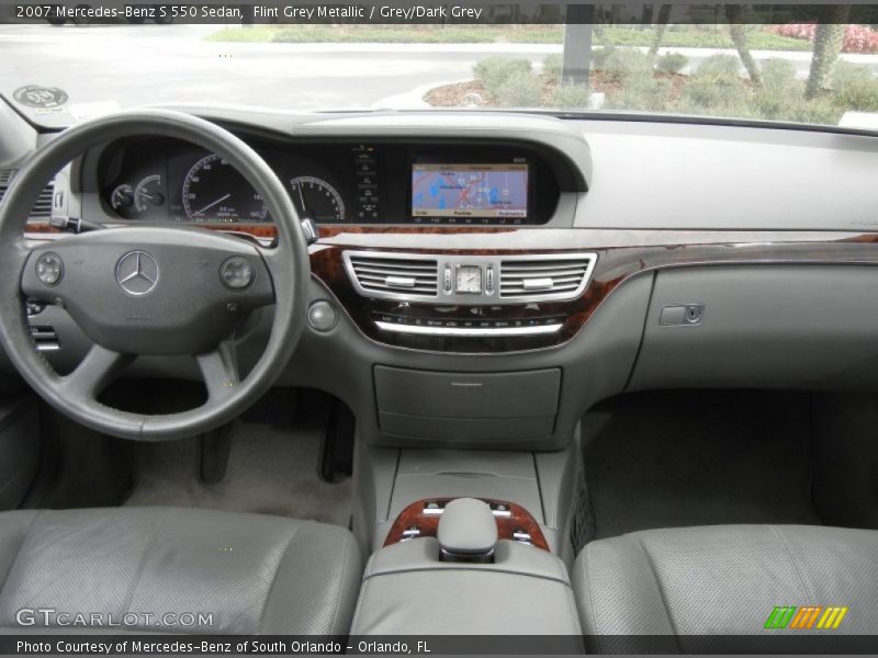Flint Grey Metallic / Grey/Dark Grey 2007 Mercedes-Benz S 550 Sedan