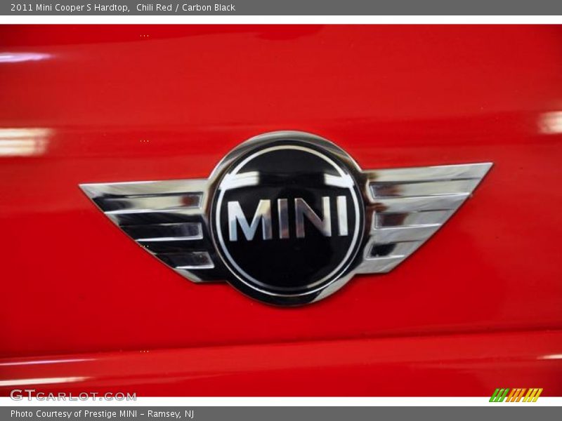 Chili Red / Carbon Black 2011 Mini Cooper S Hardtop