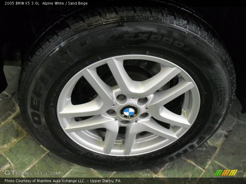 Alpine White / Sand Beige 2005 BMW X5 3.0i
