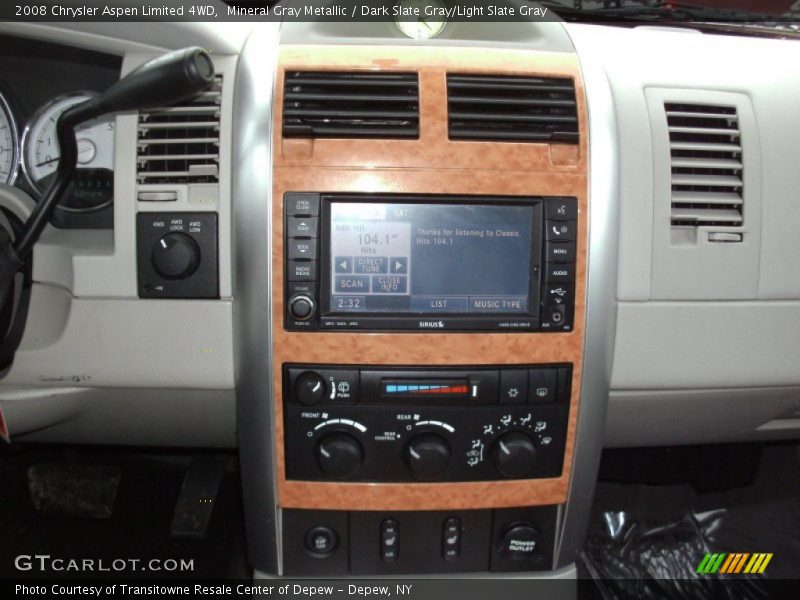 Mineral Gray Metallic / Dark Slate Gray/Light Slate Gray 2008 Chrysler Aspen Limited 4WD