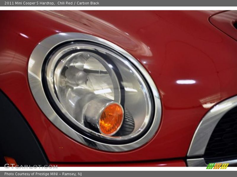 Chili Red / Carbon Black 2011 Mini Cooper S Hardtop