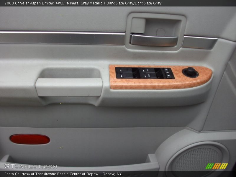 Mineral Gray Metallic / Dark Slate Gray/Light Slate Gray 2008 Chrysler Aspen Limited 4WD