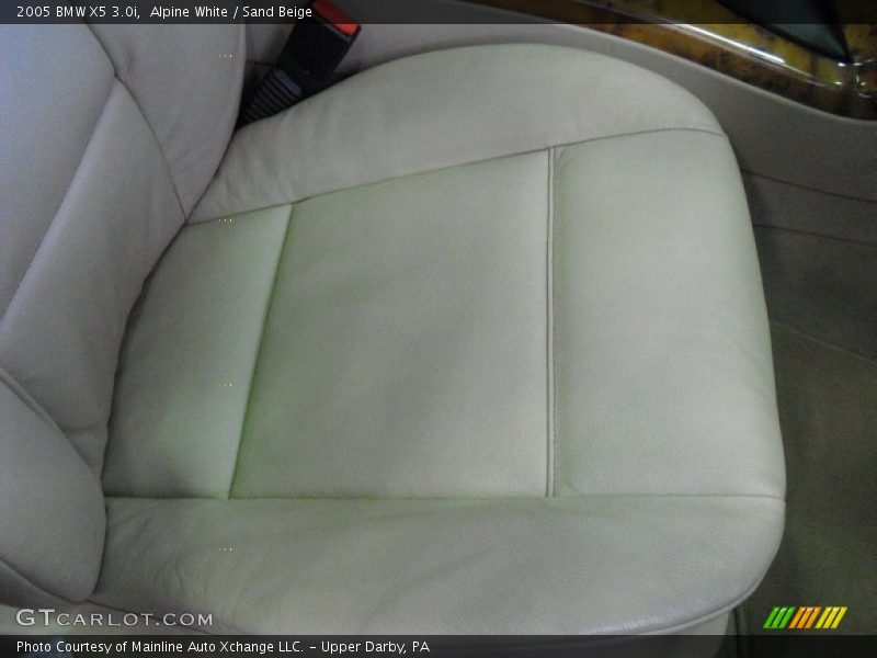 Alpine White / Sand Beige 2005 BMW X5 3.0i