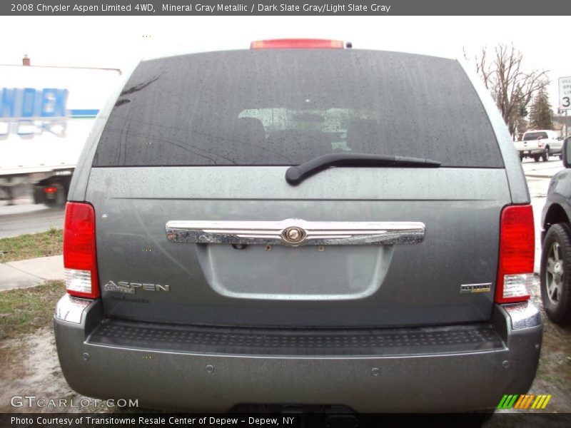 Mineral Gray Metallic / Dark Slate Gray/Light Slate Gray 2008 Chrysler Aspen Limited 4WD