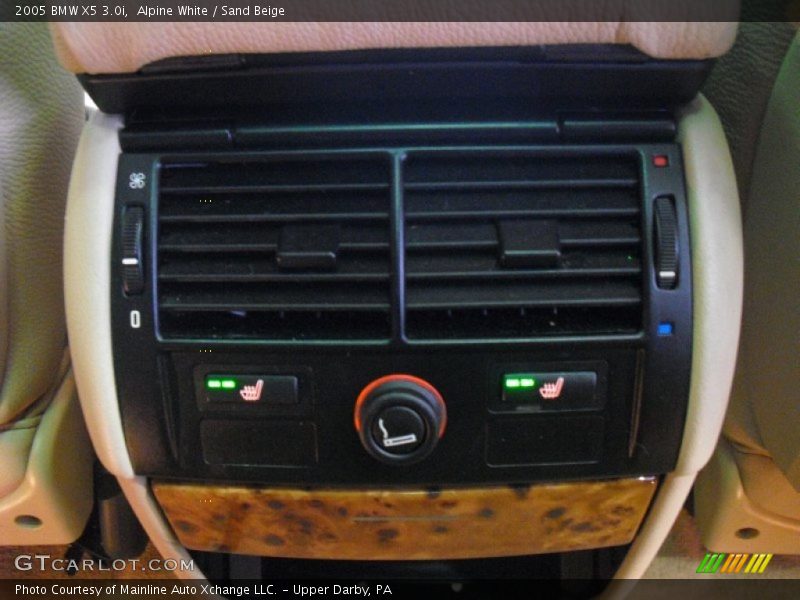 Alpine White / Sand Beige 2005 BMW X5 3.0i