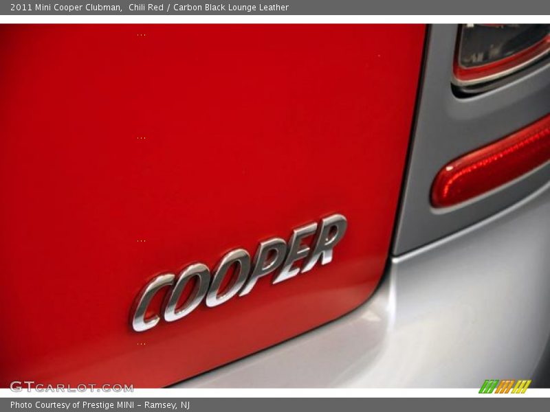 Chili Red / Carbon Black Lounge Leather 2011 Mini Cooper Clubman
