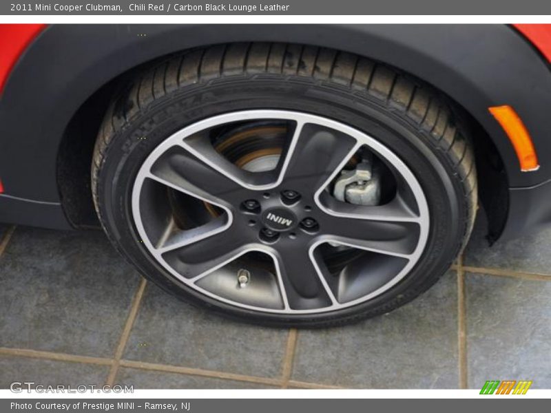 Chili Red / Carbon Black Lounge Leather 2011 Mini Cooper Clubman