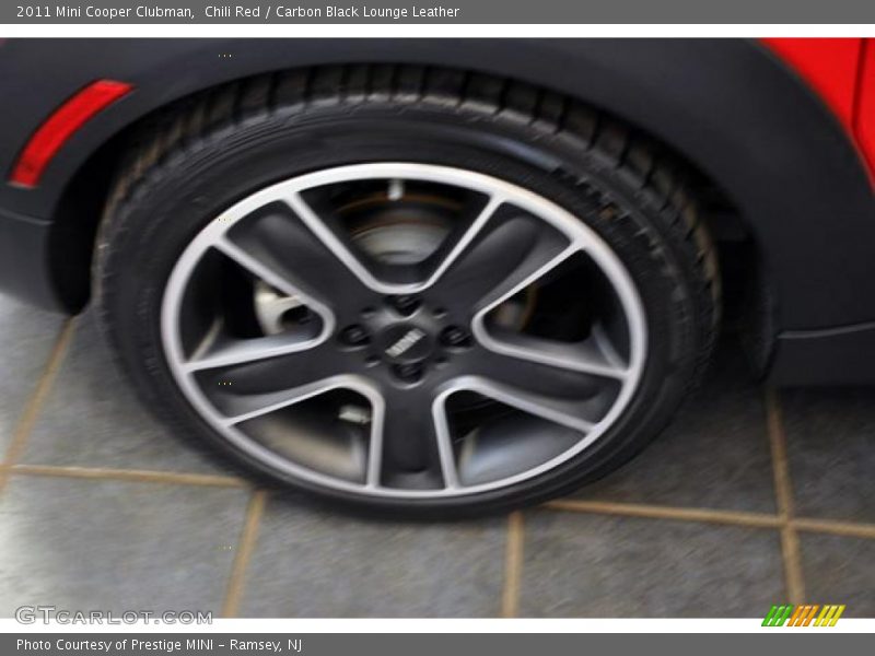 Chili Red / Carbon Black Lounge Leather 2011 Mini Cooper Clubman
