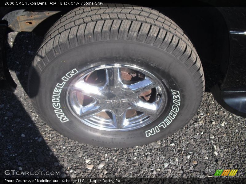 Black Onyx / Stone Gray 2000 GMC Yukon Denali 4x4