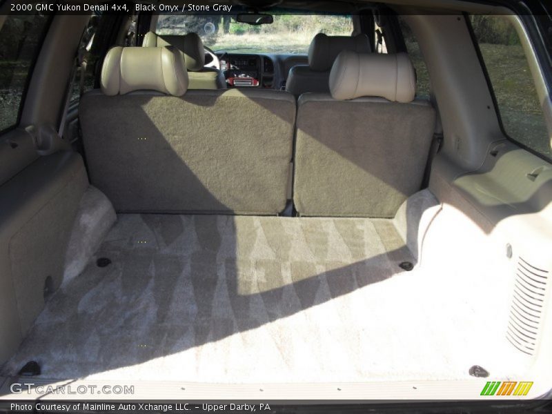  2000 Yukon Denali 4x4 Trunk