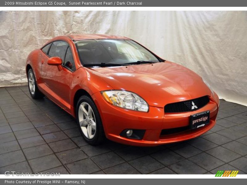 Front 3/4 View of 2009 Eclipse GS Coupe