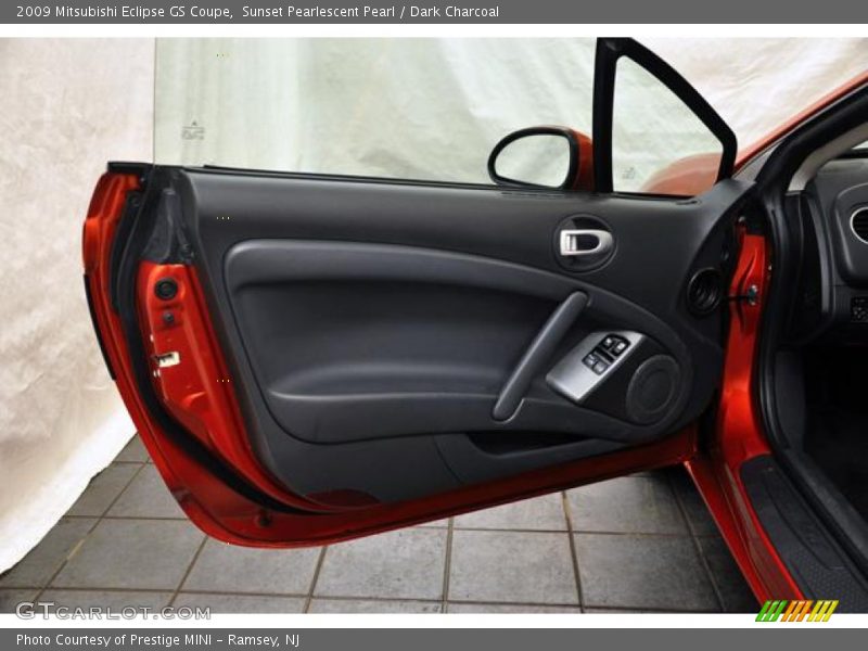 Door Panel of 2009 Eclipse GS Coupe