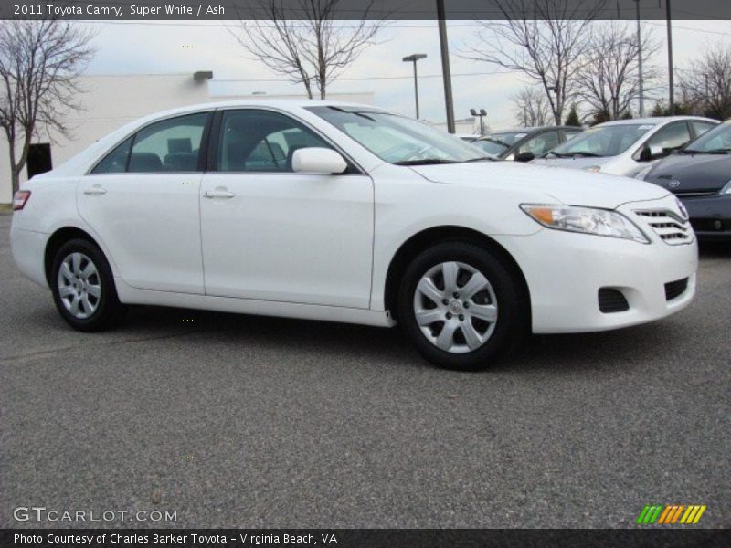 Super White / Ash 2011 Toyota Camry