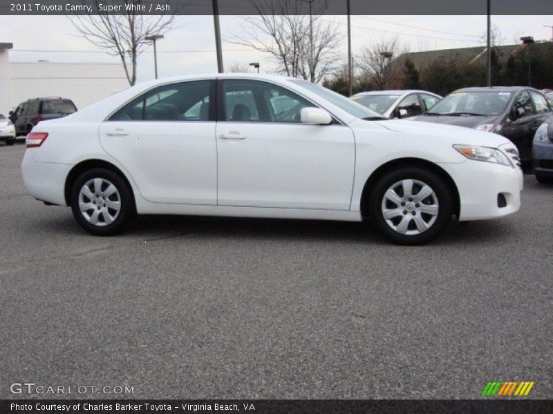 Super White / Ash 2011 Toyota Camry