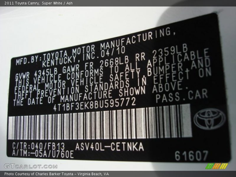 Super White / Ash 2011 Toyota Camry