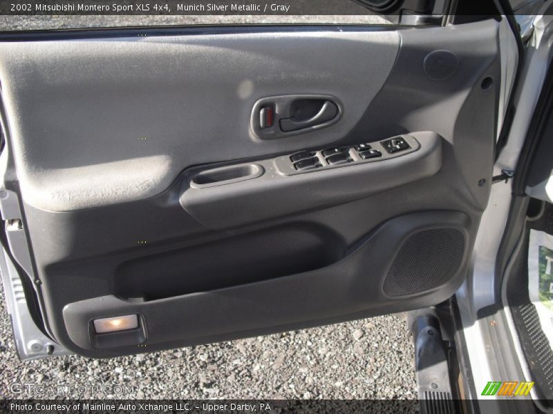 Munich Silver Metallic / Gray 2002 Mitsubishi Montero Sport XLS 4x4