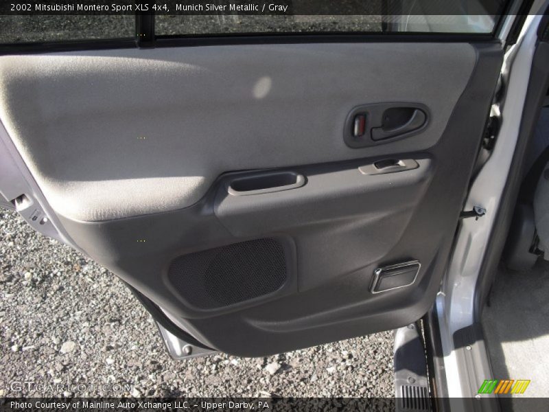 Munich Silver Metallic / Gray 2002 Mitsubishi Montero Sport XLS 4x4
