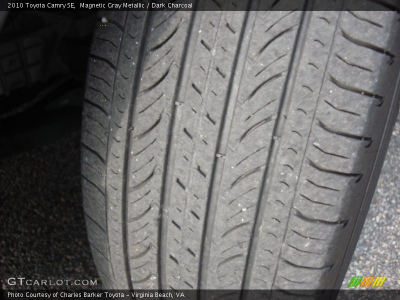Magnetic Gray Metallic / Dark Charcoal 2010 Toyota Camry SE