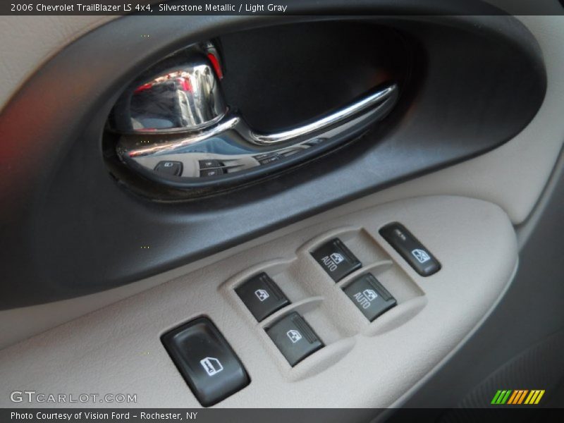 Silverstone Metallic / Light Gray 2006 Chevrolet TrailBlazer LS 4x4