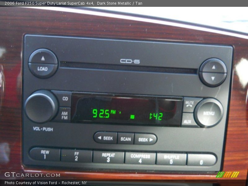 Audio System of 2006 F350 Super Duty Lariat SuperCab 4x4