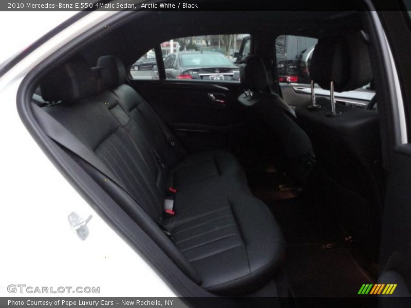 Arctic White / Black 2010 Mercedes-Benz E 550 4Matic Sedan