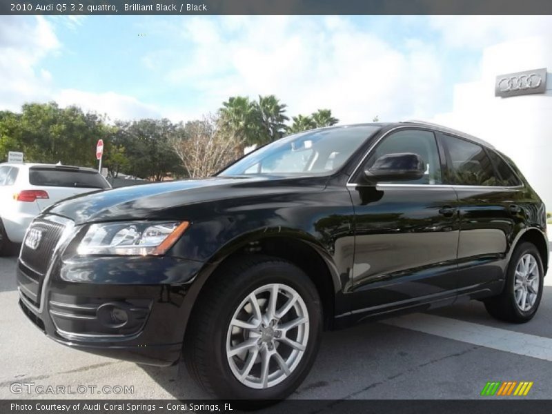 Brilliant Black / Black 2010 Audi Q5 3.2 quattro