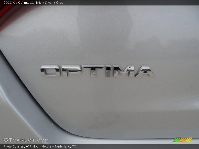 Bright Silver / Gray 2011 Kia Optima LX