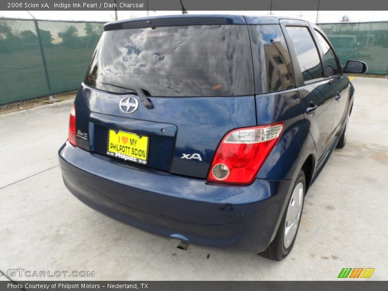Indigo Ink Pearl / Dark Charcoal 2006 Scion xA