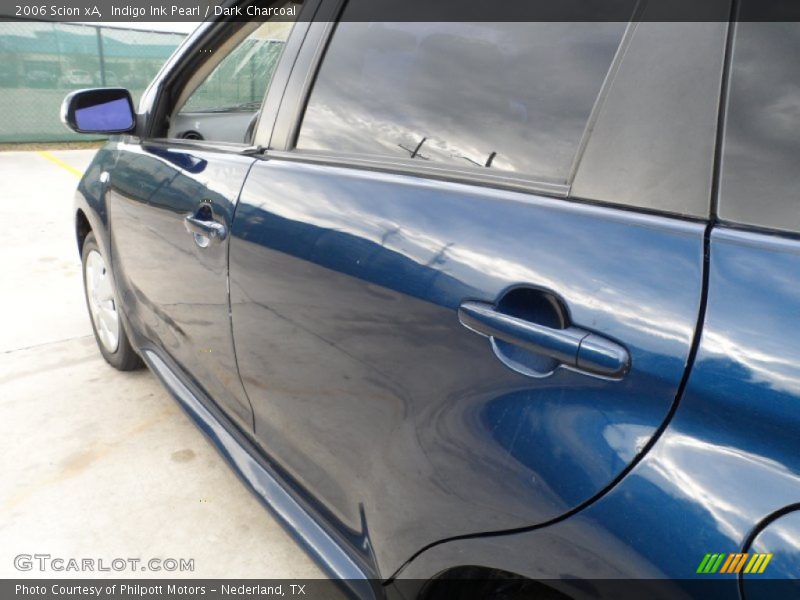 Indigo Ink Pearl / Dark Charcoal 2006 Scion xA