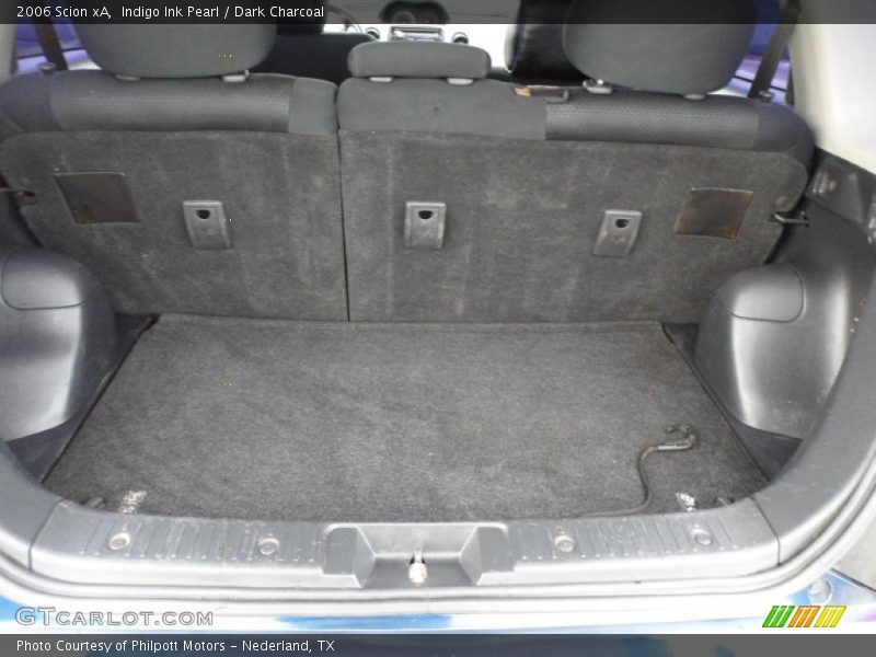 Indigo Ink Pearl / Dark Charcoal 2006 Scion xA