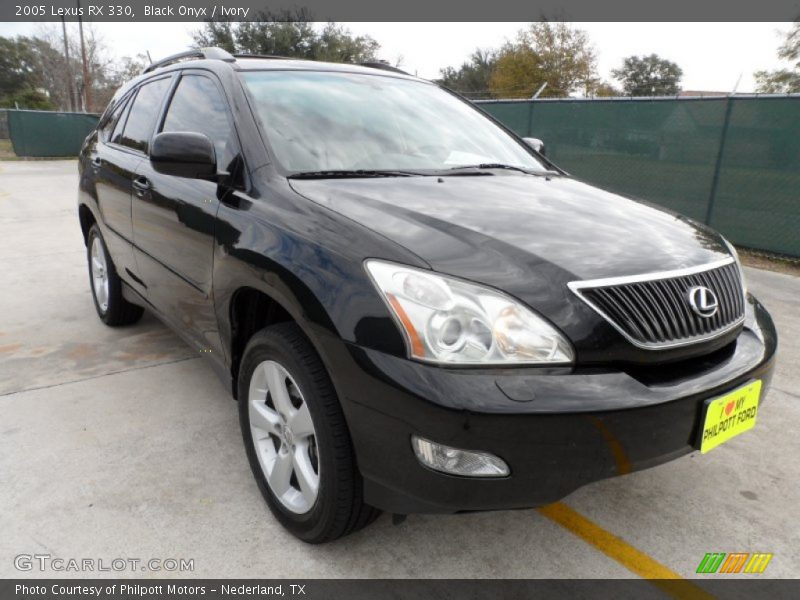 Black Onyx / Ivory 2005 Lexus RX 330