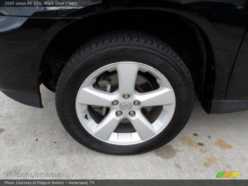 Black Onyx / Ivory 2005 Lexus RX 330