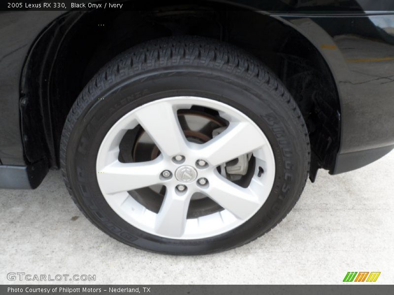 Black Onyx / Ivory 2005 Lexus RX 330