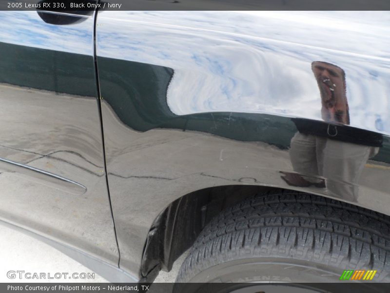 Black Onyx / Ivory 2005 Lexus RX 330
