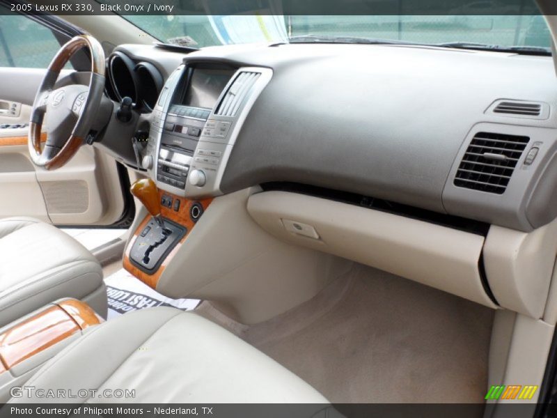 Black Onyx / Ivory 2005 Lexus RX 330