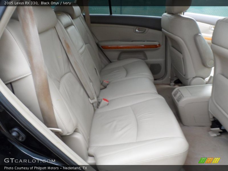 Black Onyx / Ivory 2005 Lexus RX 330