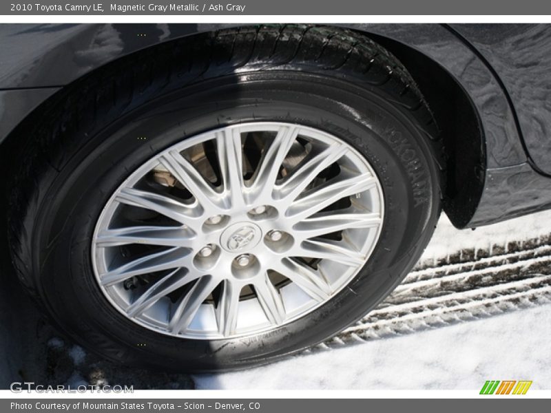 Magnetic Gray Metallic / Ash Gray 2010 Toyota Camry LE