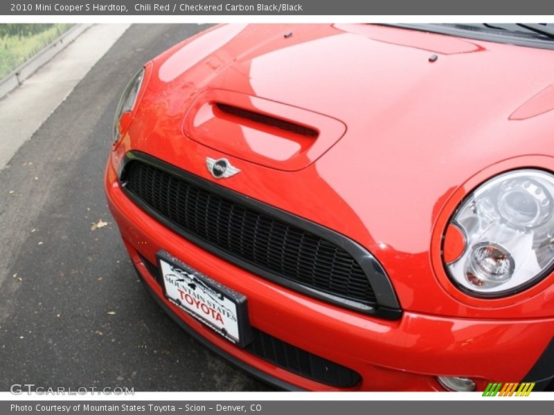 Chili Red / Checkered Carbon Black/Black 2010 Mini Cooper S Hardtop