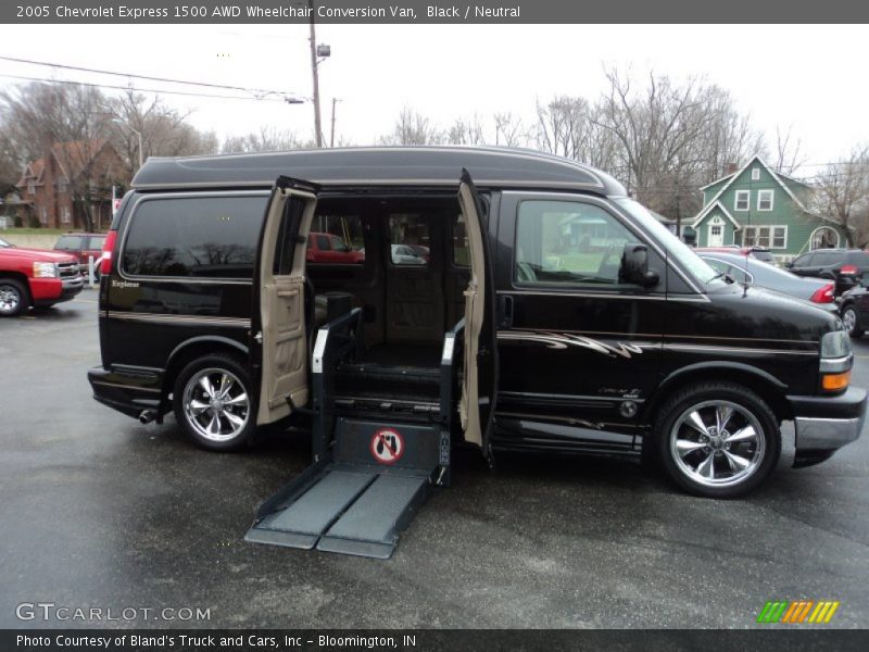 Black / Neutral 2005 Chevrolet Express 1500 AWD Wheelchair Conversion Van