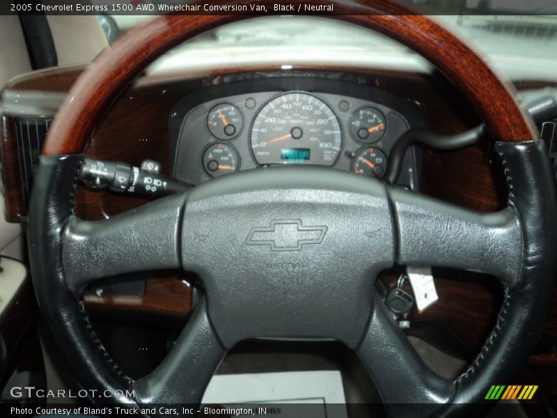 Black / Neutral 2005 Chevrolet Express 1500 AWD Wheelchair Conversion Van