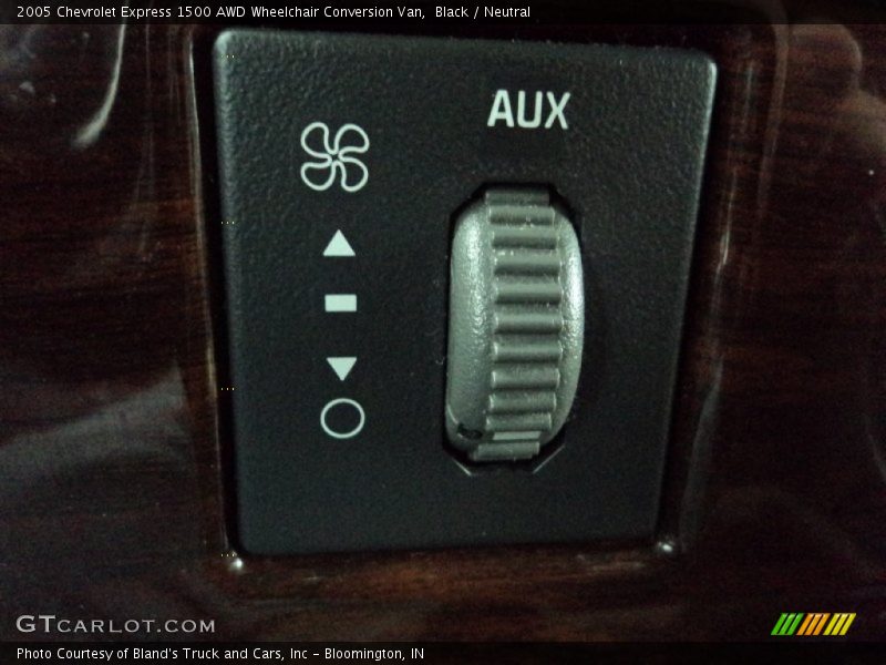 Black / Neutral 2005 Chevrolet Express 1500 AWD Wheelchair Conversion Van